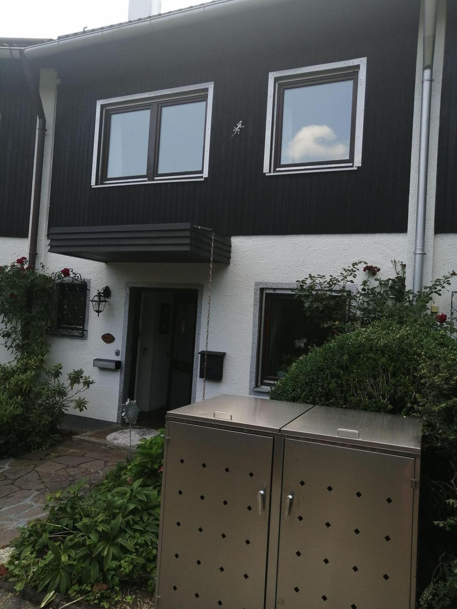 Elegant-Terraced-House-With-Bikes-Near-The-Lake-Children-At-Least-6-A-Old Starnberg Eksteriør billede