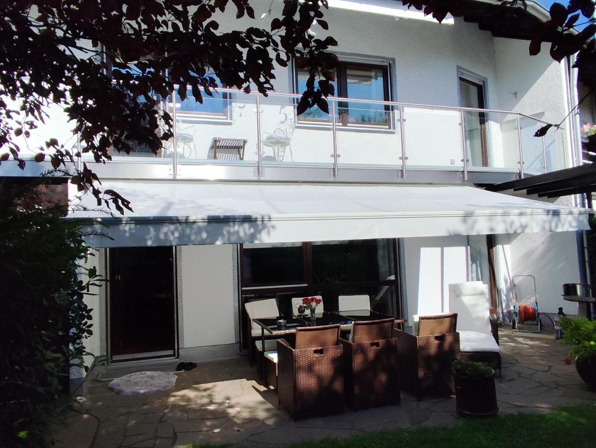 Elegant-Terraced-House-With-Bikes-Near-The-Lake-Children-At-Least-6-A-Old Starnberg Eksteriør billede